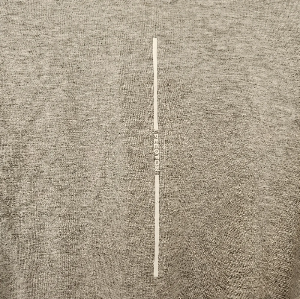 Peloton Gray Long Sleeve Cropped Tee. Size Small. NWOT - Picture 7 of 10